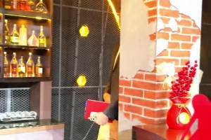 生日快乐东契奇，湖人队为东契奇庆祝生日🎂